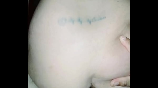 Preñandome el vecino, dandole sentadillas sensuales, exquisitas corridas dentro.